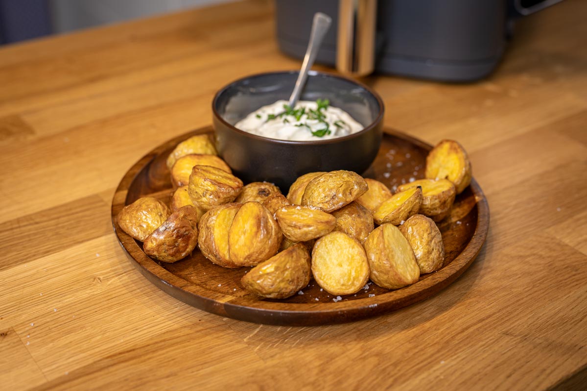 Knusprige Kartoffeln aus der Heißluftfritteuse