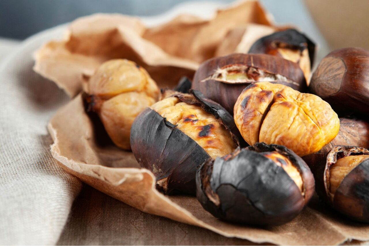 Geröstete Maronen: Einfaches Rezept für perfekte Herbstfrüchte