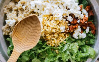 Paprika-Apfel-Salat mit Hüttenkäse – proteinreich & lecker